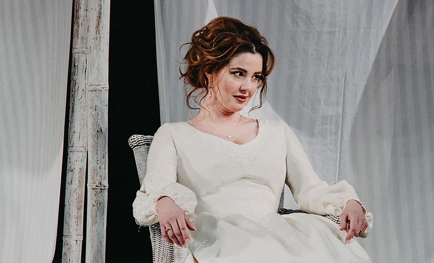 Месяц в деревне