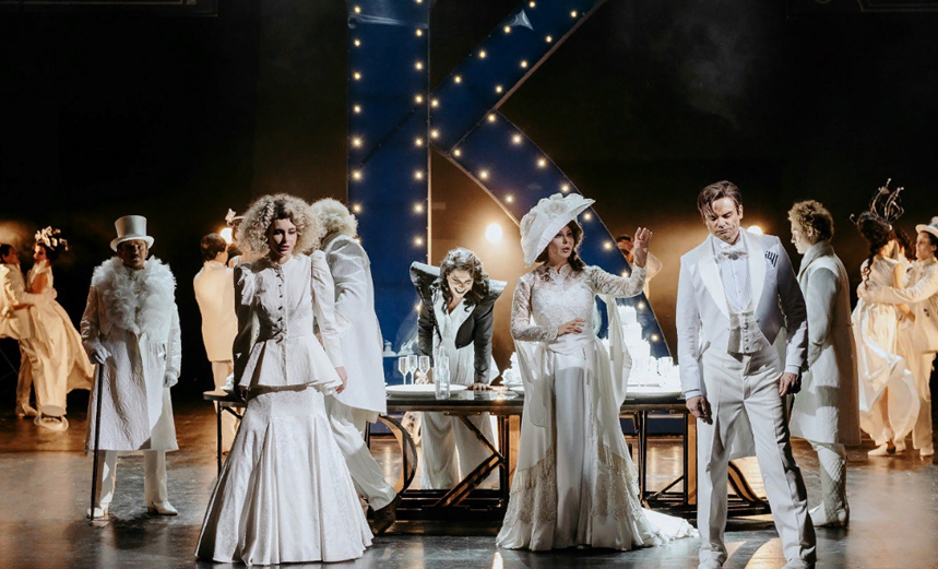 Свадьба Кречинского