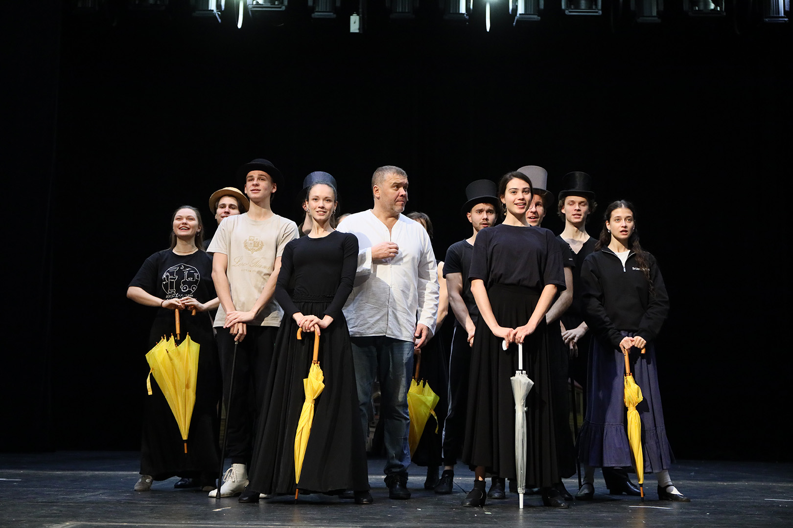 Лев Гурыч Синичкин, или Провинциальная дебютантка