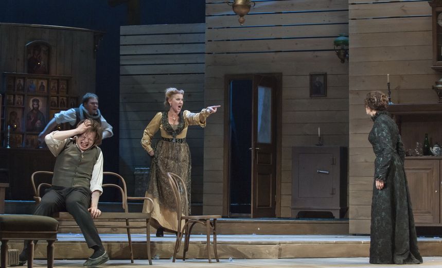 Васса Железнова