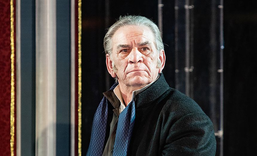 Доходное место