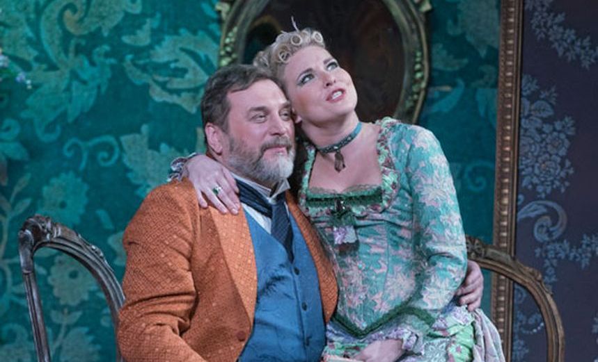 КРАСАВЕЦ МУЖЧИНА