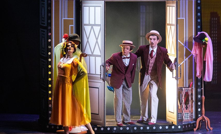 ВСЕГДА ЗОВИТЕ ДОЛЛИ!