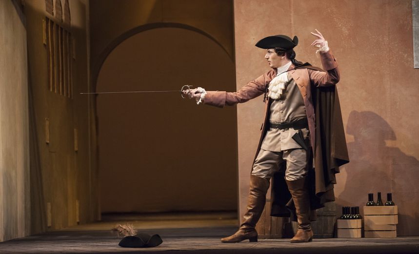 Слуга двух господ