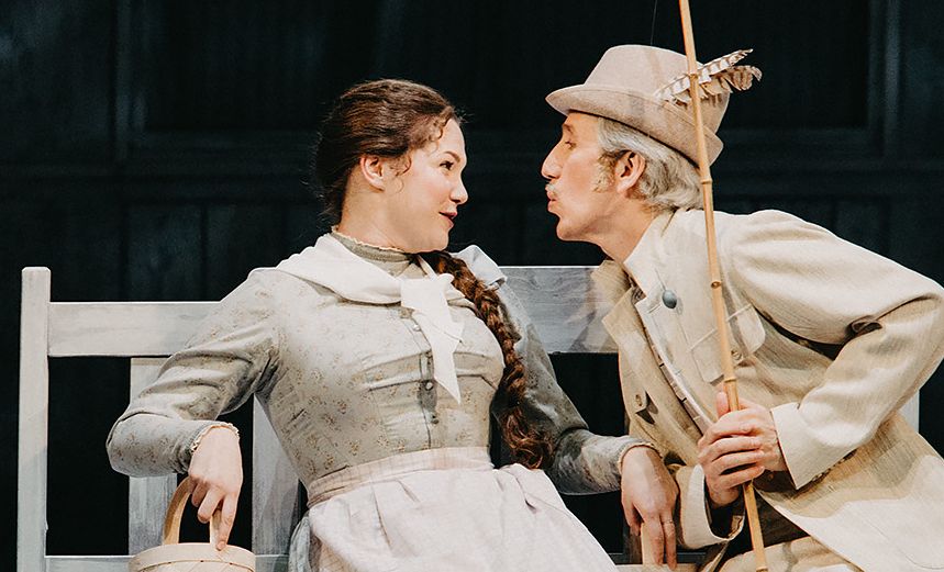 Месяц в деревне