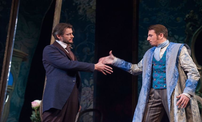 КРАСАВЕЦ МУЖЧИНА