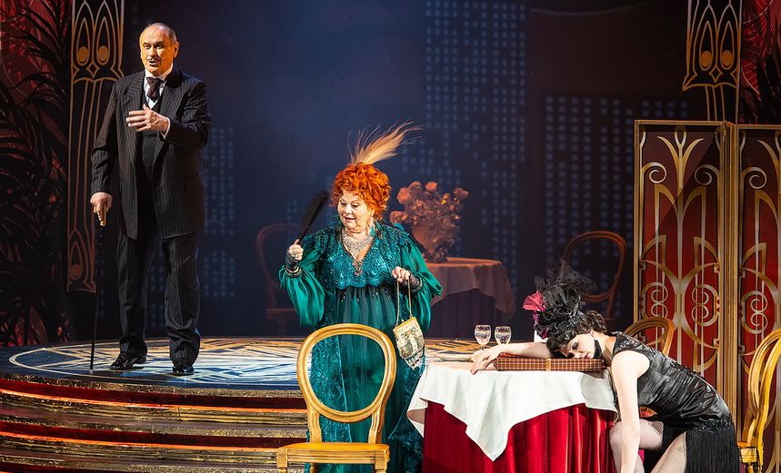 ВСЕГДА ЗОВИТЕ ДОЛЛИ!